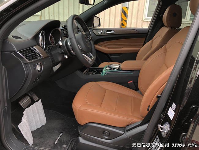 2019款奔驰GLE43AMG加规版 运动SUV现车优惠起航