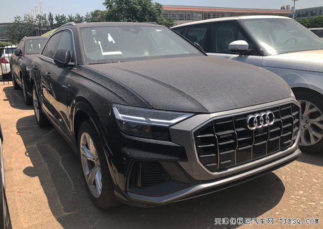 19款奥迪Q8加规版 21轮/环影/全景/电子差速锁现车78万