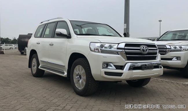 2019款丰田酷路泽4000中东版 8气囊/天窗/遥启现车69万