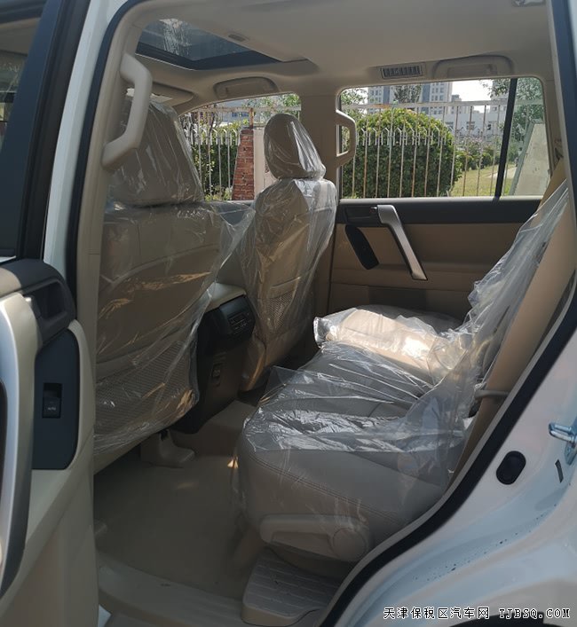 19款丰田普拉多4000中东版 7座真皮/18轮/天窗现车58万