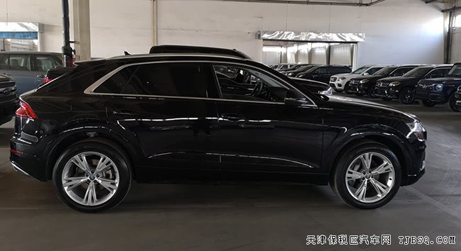 2019款奥迪Q8加规版 21轮/BO音响/矩阵LED大灯现车83万