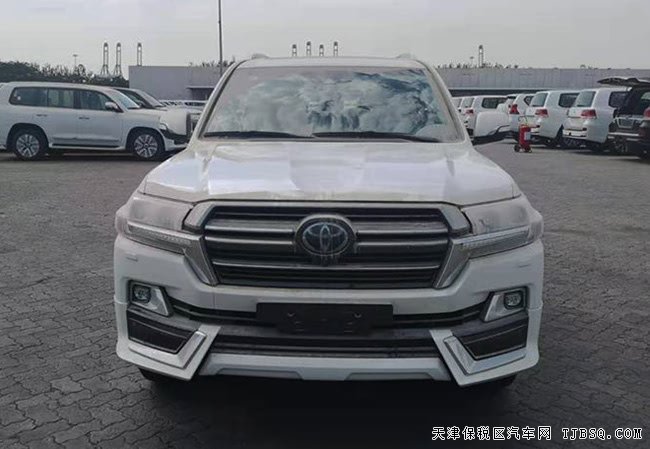 2019款丰田酷路泽5700中东版 GTS包围/20轮现车118.8万