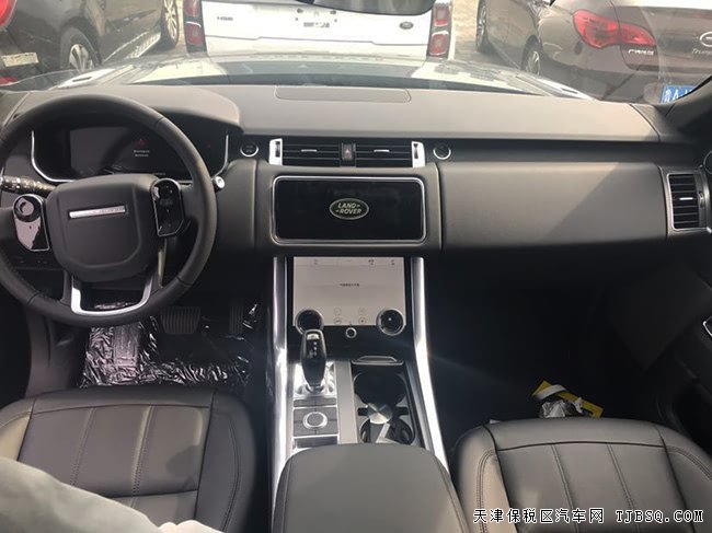 2019款路虎揽胜运动汽油版 20轮/电吸门/全景现车74.5万