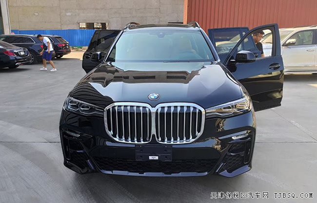 2019款宝马X7加规版 七座/M运动包/大豪华包现车102万