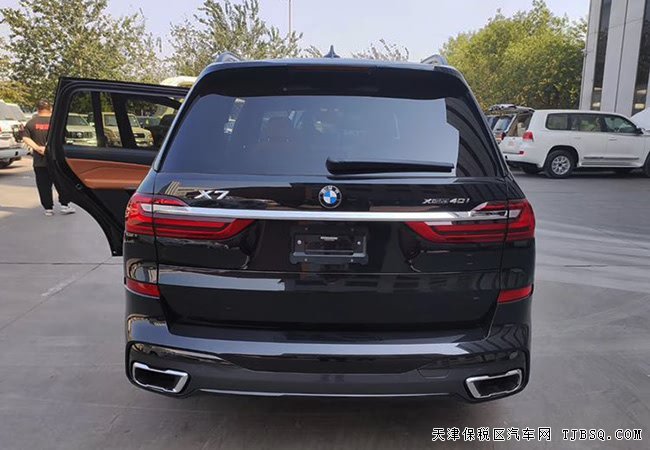 2019款宝马X7加规版 七座/M运动包/大豪华包现车102万