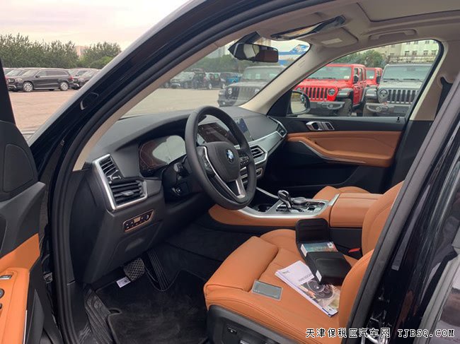20款宝马X5墨西哥版 19轮/LED大灯/全景天窗现车67.5万