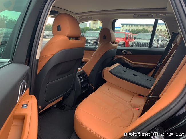 20款宝马X5墨西哥版 19轮/LED大灯/全景天窗现车67.5万