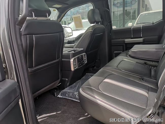 18款福特F150白金版 20轮/BO音响/全景天窗现车42.5万