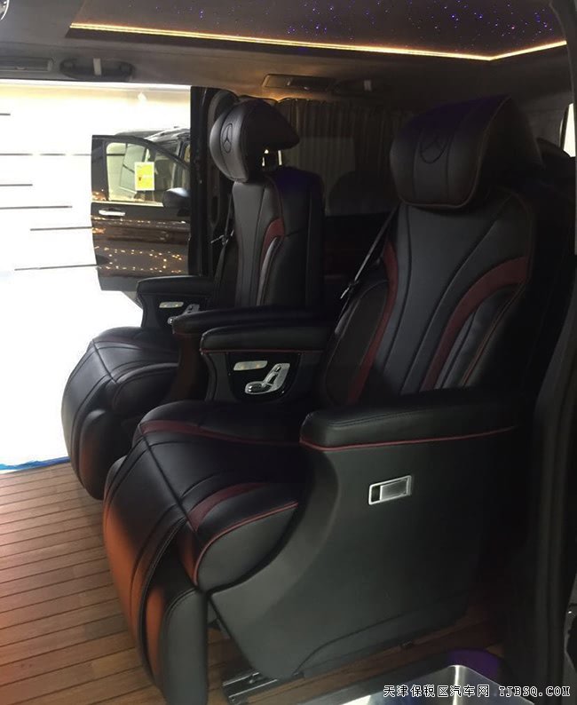 2018款奔驰METRIS美规版 七座/17轮/智能座椅现车49万