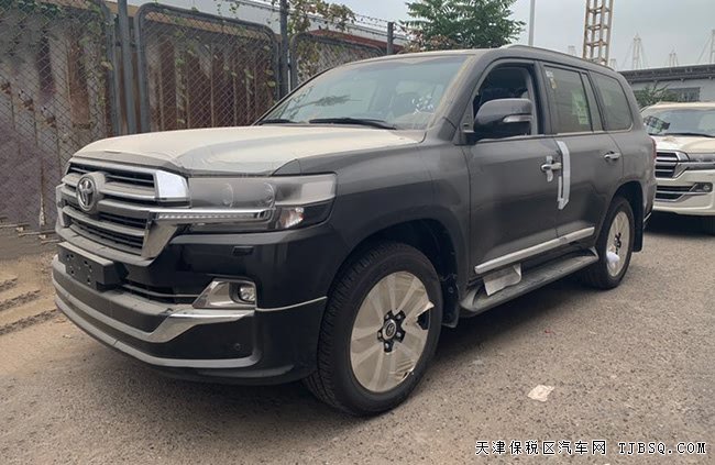 19款丰田酷路泽4000中东版 20轮/七座/包围现车76.5万