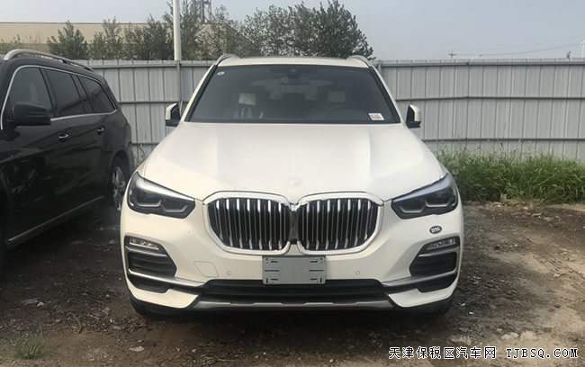 2019款宝马X5美规版 主动驾驶辅助/19轮/全景现车65.5万