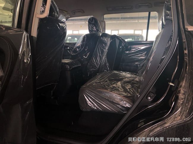 2019款日产途乐Y62中东版 4.0L七座SUV震撼让利