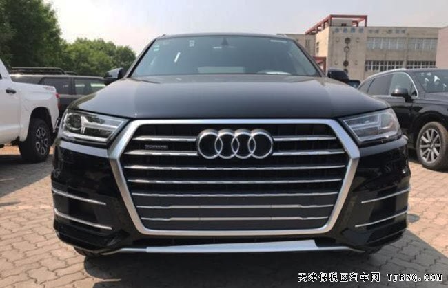 平行进口车19款奥迪Q7加规版 3.0T现车优惠巨献