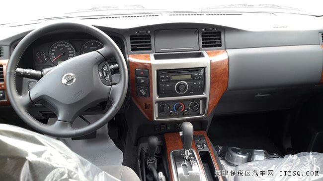 18款日产途乐Y61中东版 16轮/天窗/全地形悬挂现车58万