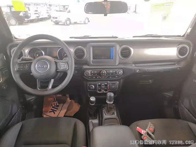 平行进口车19款JEEP牧马人加规版 17轮/黑硬顶现车39万