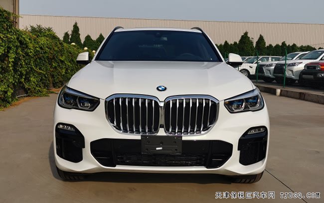 2019款宝马X5M加规版 大豪华包/M运动包/全景现车75.5万