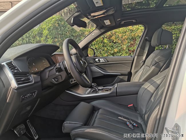 2019款宝马X5M加规版 大豪华包/M运动包/全景现车75.5万