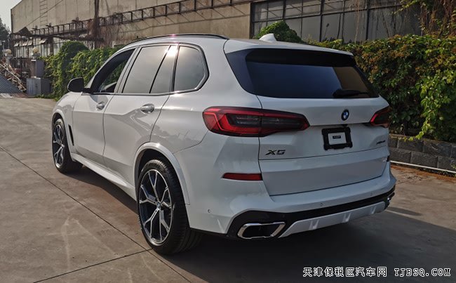 2019款宝马X5M加规版 大豪华包/M运动包/全景现车75.5万