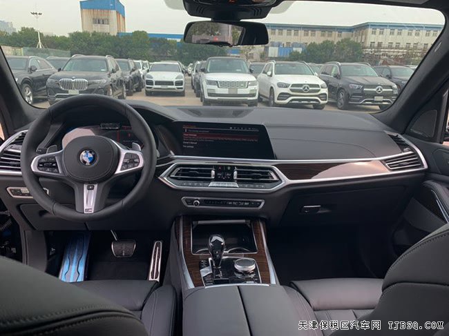 2019款宝马X7加规版 平行进口车七座SUV优惠促