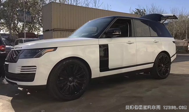 2019款路虎揽胜3.0T行政汽油版 天津港现车优惠促