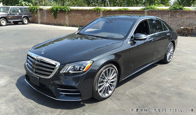 2019款奔驰S560加规版 20AMG轮/豪华包/智驾包现车138万