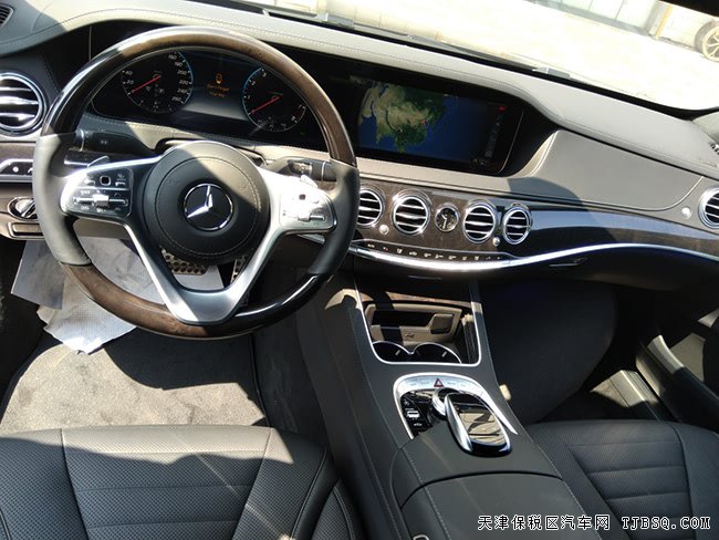 2019款奔驰S560加规版 20AMG轮/豪华包/智驾包现车138万