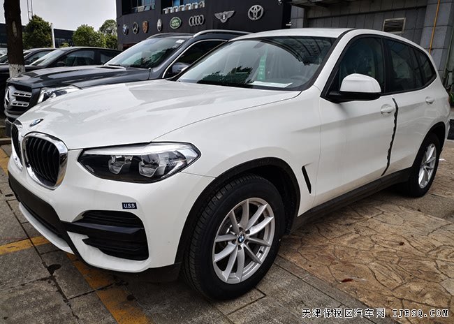 平行进口车18款宝马X3欧规版 18轮/全景天窗现车36.8万