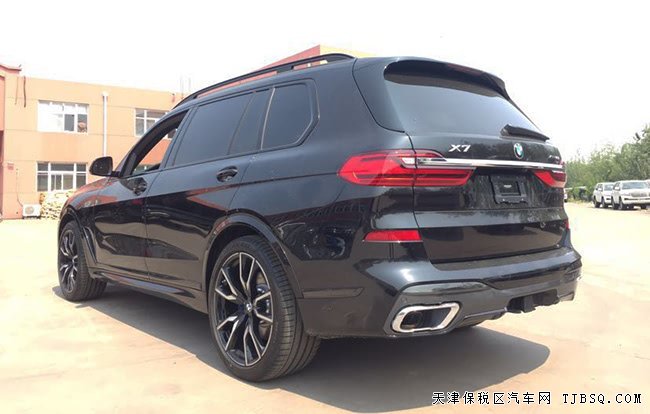 2019款宝马X7加规版 卓越豪华包/运动包/哈曼现车107万