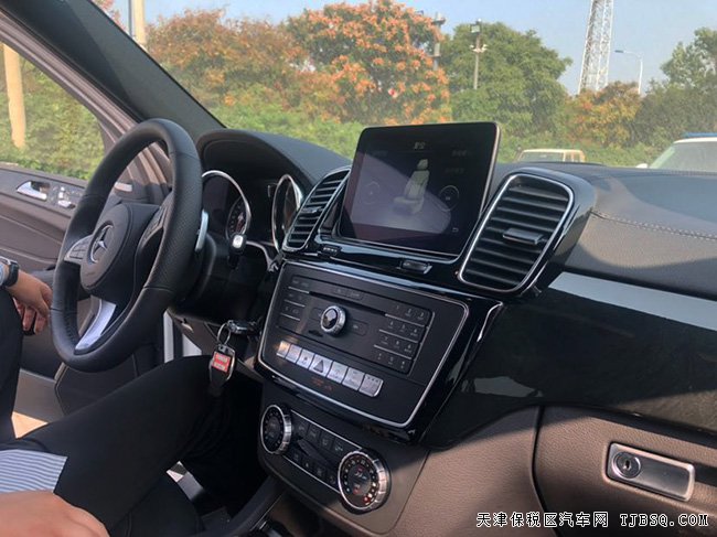 19款奔驰GLS450AMG加规版 豪华包/驾辅包/21轮现车93万