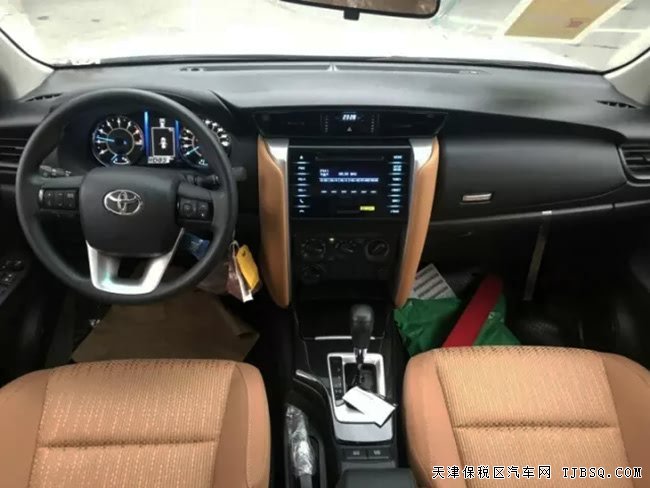 2019款丰田穿越者2700中东版 保税区现车优惠购