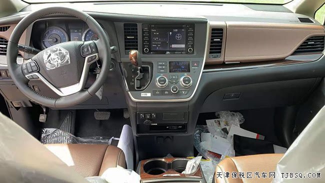 20款丰田塞纳四驱顶配版 金属漆/雷测/18轮现车57.8万