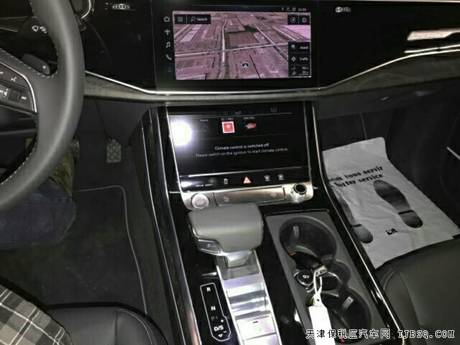 2019款奥迪Q8加规版 BO音响/21轮/矩阵LED现车86万钜惠