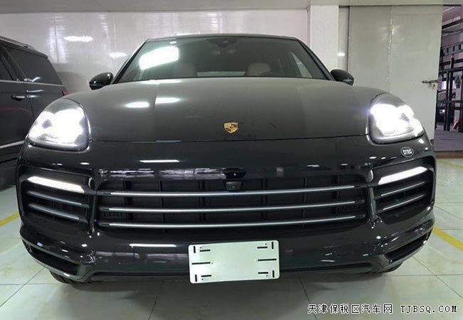 2019款保时捷卡宴加规版 环影/金属漆/全景现车82.5万