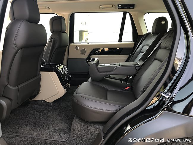 19款路虎揽胜3.0T柴油加长版 20轮/矩阵大灯现车114万