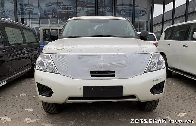 19款日产途乐Y62中东版 18轮/7座/后差速锁现车41.6万