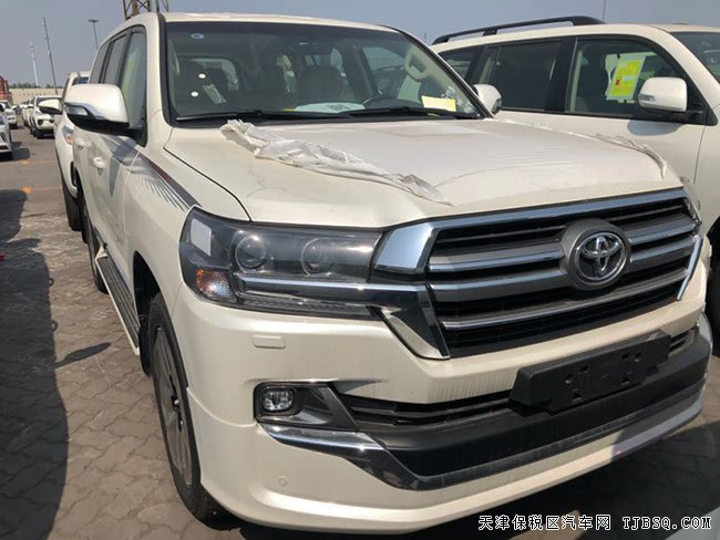 2019款丰田酷路泽4600中东版 V8现车优惠来袭