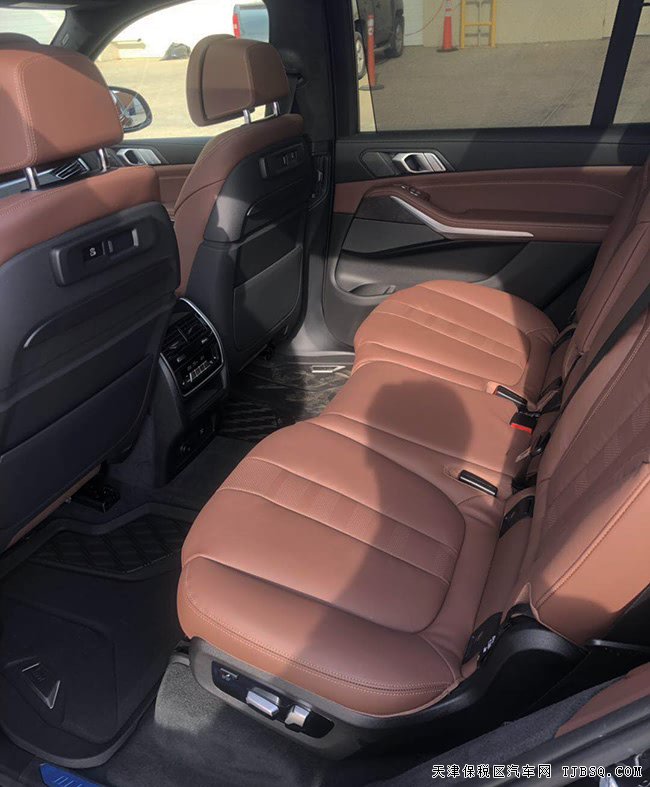 2019款宝马X7加规版3.0T 平行进口车热卖劲惠专享