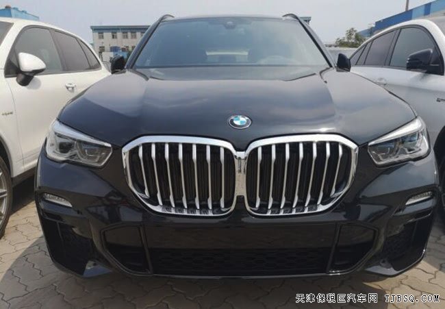 平行进口车19款宝马X5M加规版 3.0T现车津城热卖