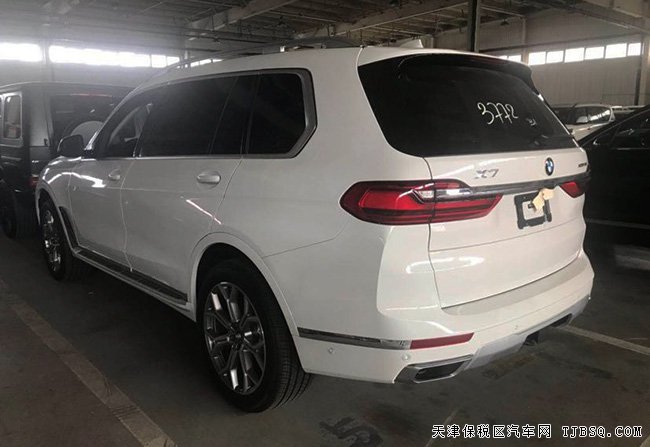 2019款宝马X7美规版 21轮/豪华包/停车辅助包现车94万