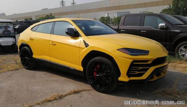 19款兰博基尼Urus加规版 4座/23轮/夜视现车350万钜惠