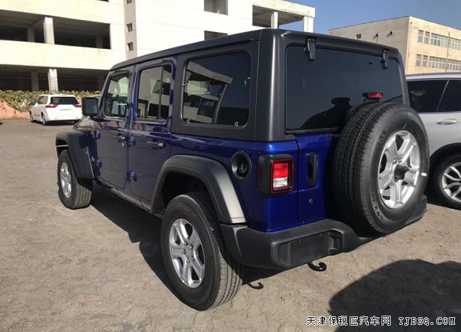 平行进口19款JEEP牧马人2.0T加规版 经典越野现车39万