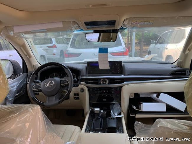 19款雷克萨斯LX570中东版铂金 21轮/金属漆现车148.5万