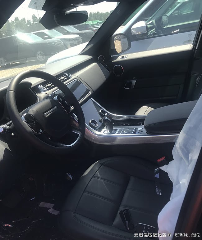 2018款路虎揽胜运动汽油版 20轮/电吸门/全景现车75万