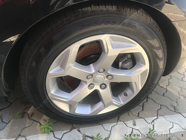 2018款路虎揽胜运动汽油版 20轮/电吸门/全景现车75万