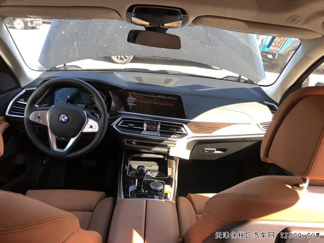 2019款宝马X7美规版 22轮/豪华包/寒冷包/停辅现车95万