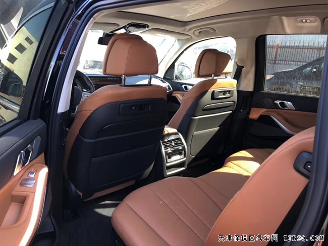 2019款宝马X7美规版 22轮/豪华包/寒冷包/停辅现车95万