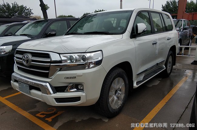 2019款丰田酷路泽4500中东版 KDSS/18轮/天窗现车114万