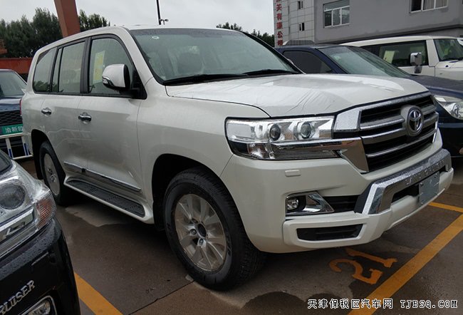 2019款丰田酷路泽4500中东版 KDSS/18轮/天窗现车114万