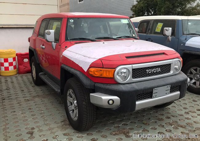 19款丰田FJ酷路泽中东版 17轮/气泵/差速锁现车41.5万