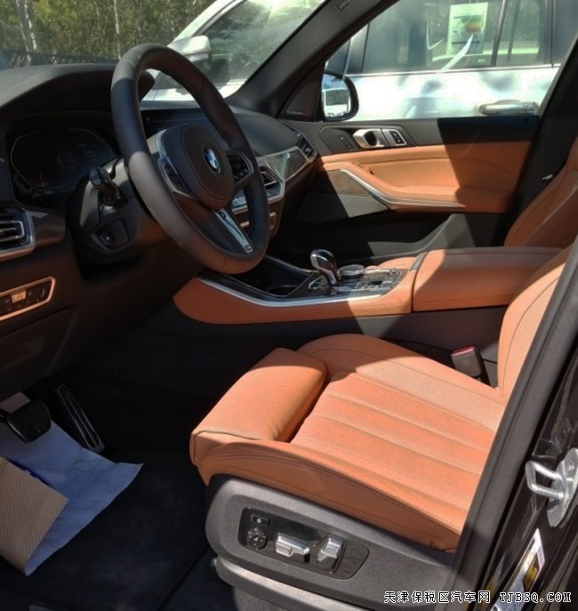 2019款宝马X5M加规版 21轮/环影/大豪华包/M包现车79万